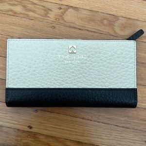 Kate Spade Wallet - Mandy SouthPort Avenue